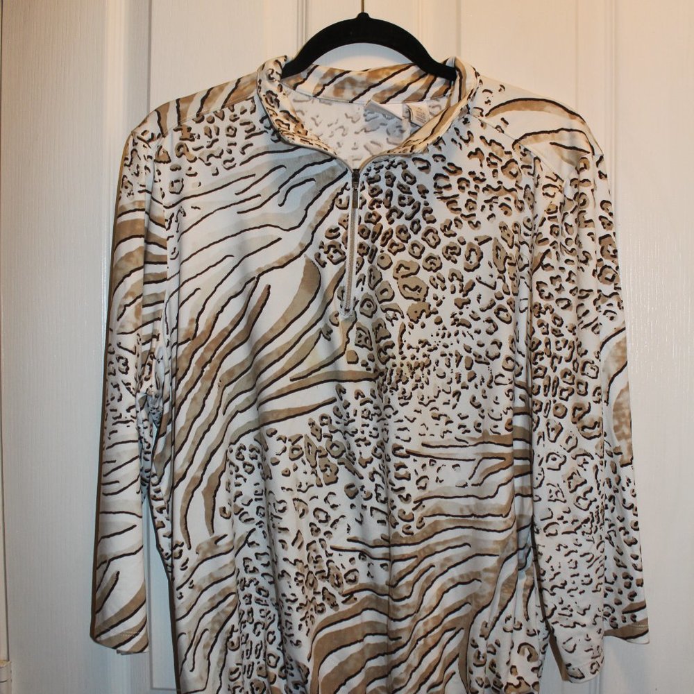 Chico’s Weekend Animal Print 1/4 Zip Pullover 3/4 Sleeve Top Size 3